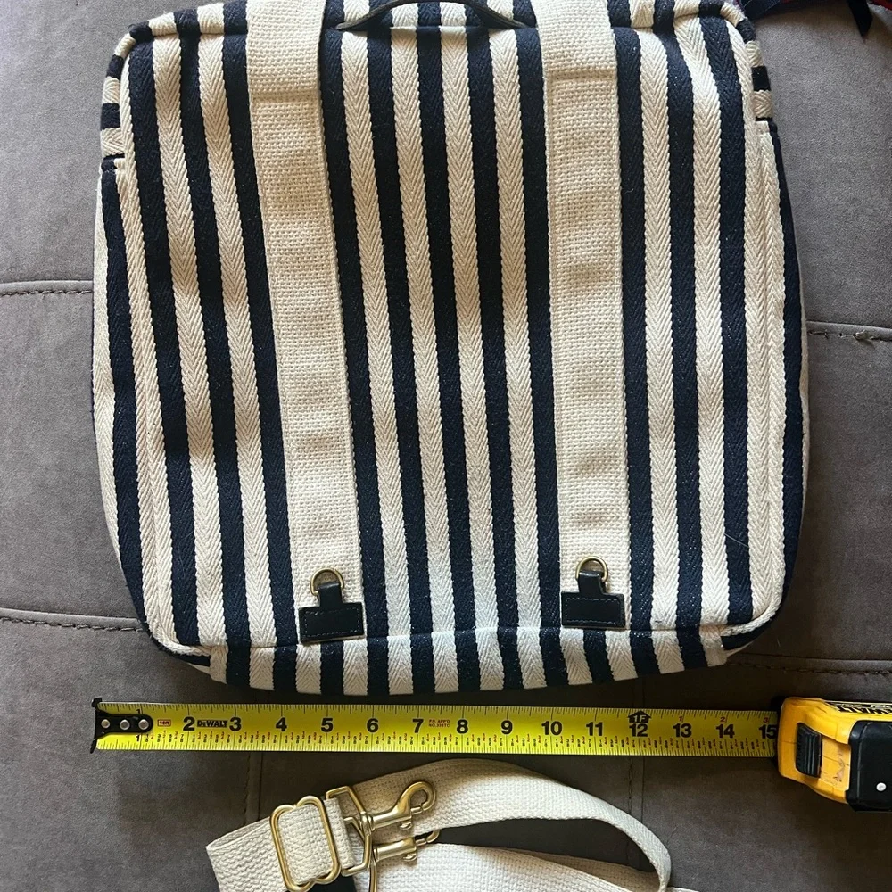 Clare V Beige Canvas - Picture 9 of 10